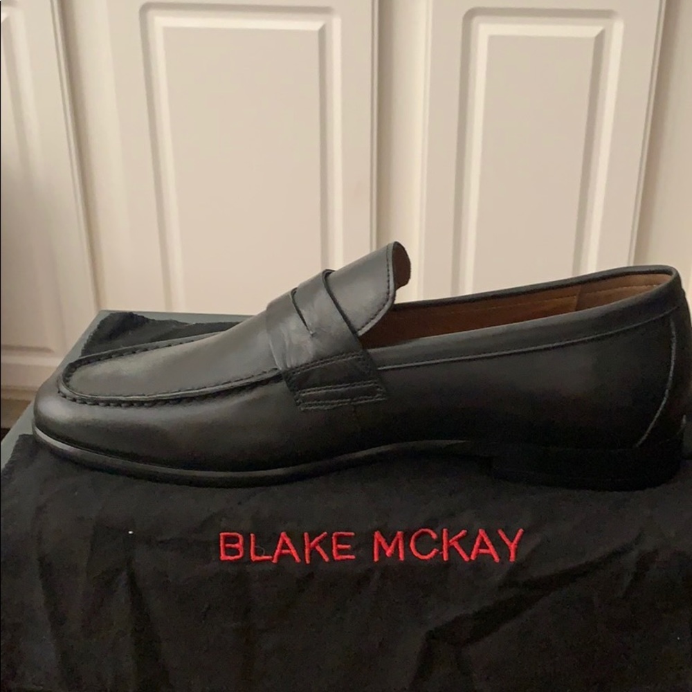 Blake McKay Skyler Black Loafer - Picture 7 of 11